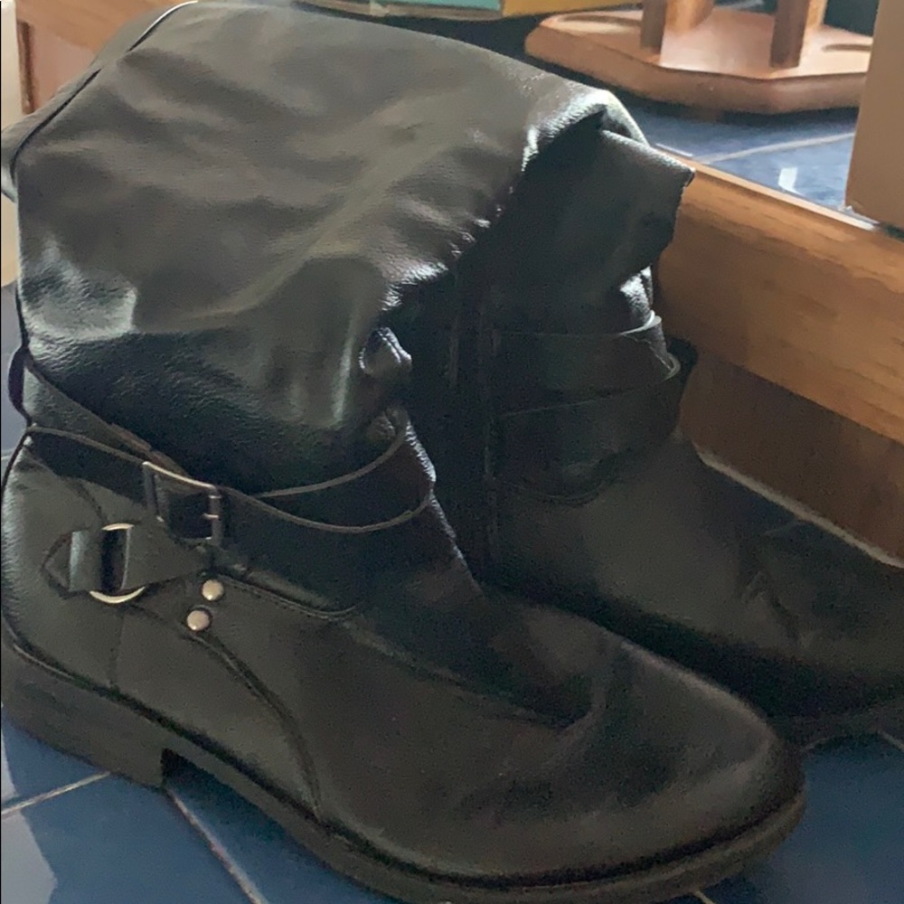 Bamboo riding boots size 9 barely worn